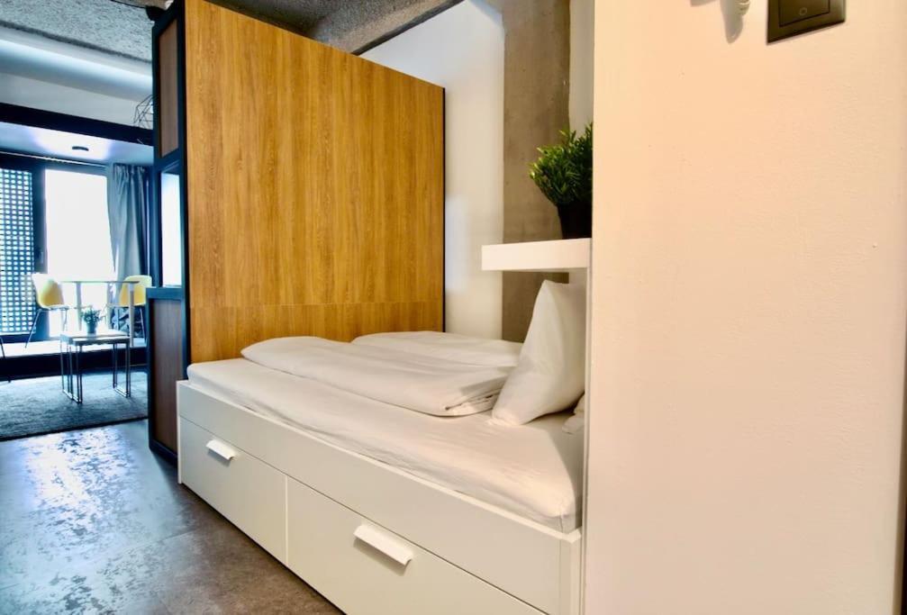 Studio Apartment By Hi5- Rottenbiller Apartment Βουδαπέστη Εξωτερικό φωτογραφία