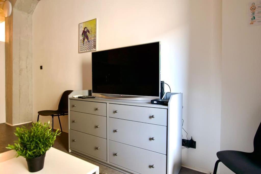 Studio Apartment By Hi5- Rottenbiller Apartment Βουδαπέστη Εξωτερικό φωτογραφία