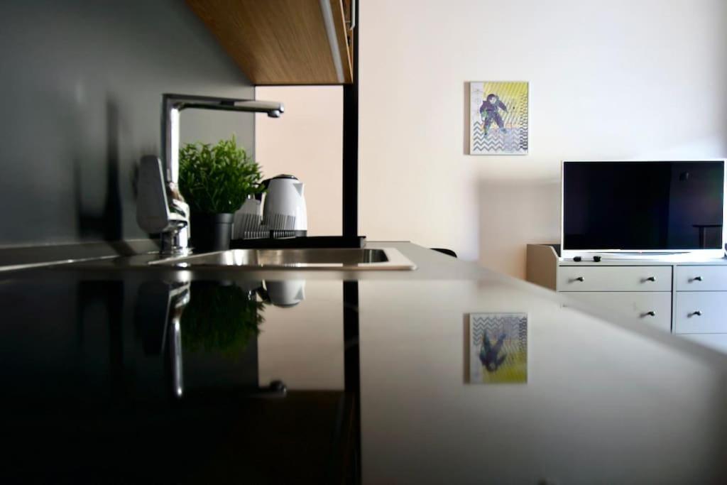 Studio Apartment By Hi5- Rottenbiller Apartment Βουδαπέστη Εξωτερικό φωτογραφία